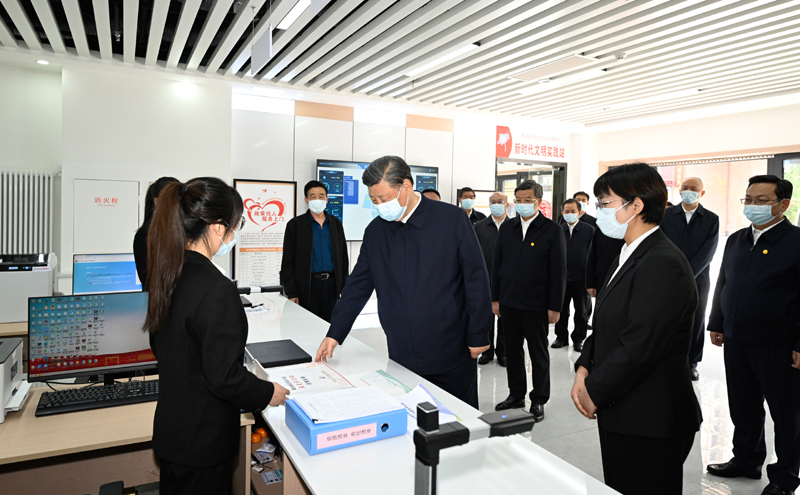 习近平在河北雄安新区考察并主持召开高标准高质量推进雄安新区建设座谈会(图4)