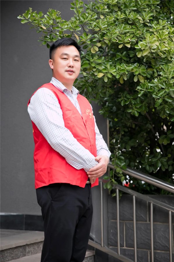 刘礼泉:退伍不褪色 奉献新时代(图1) 刘礼泉:退伍不褪色 奉献新时代(图1)