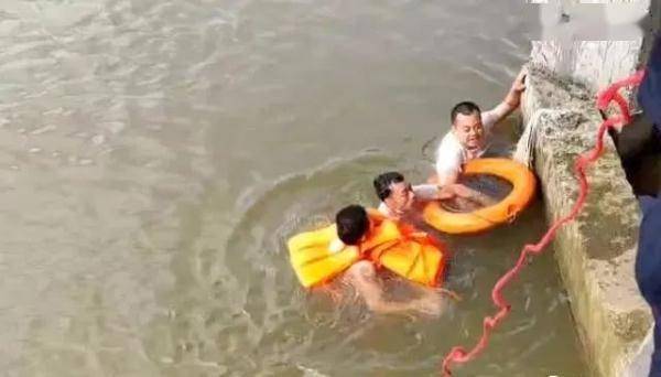 退役军人、民兵班长廖紫佳——勇救落水群众传佳话 (图1) 退役军人、民兵班长廖紫佳——勇救落水群众传佳话 (图1)