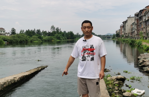 桃江“90后”退役军人勇救溺水者(图1) 桃江“90后”退役军人勇救溺水者(图1)