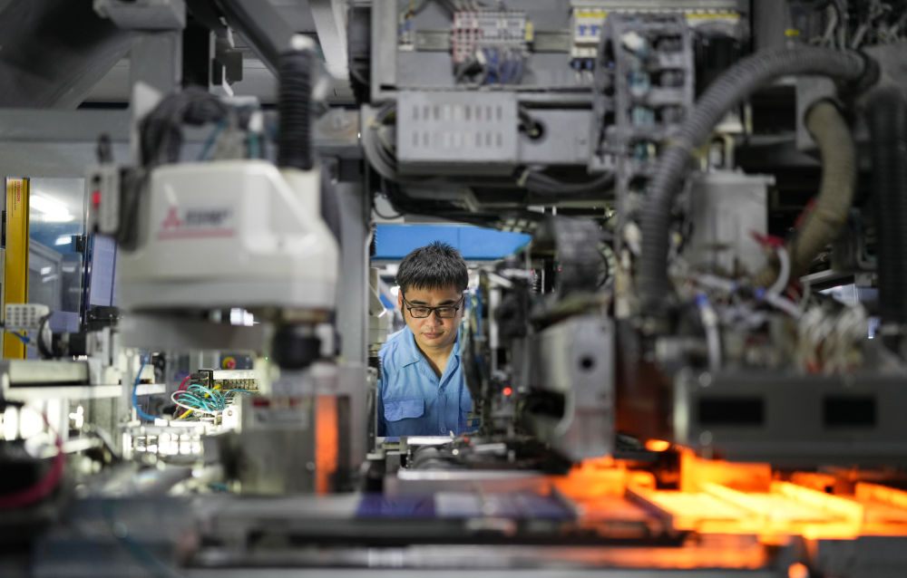 “推动经济实现质的有效提升和量的合理增长”——以习近平同志为核心的党中央引领2023年中国经济高质量发展扎实推进(图8) “推动经济实现质的有效提升和量的合理增长”——以习近平同志为核心的党中央引领2023年中国经济高质量发展扎实推进(图8)