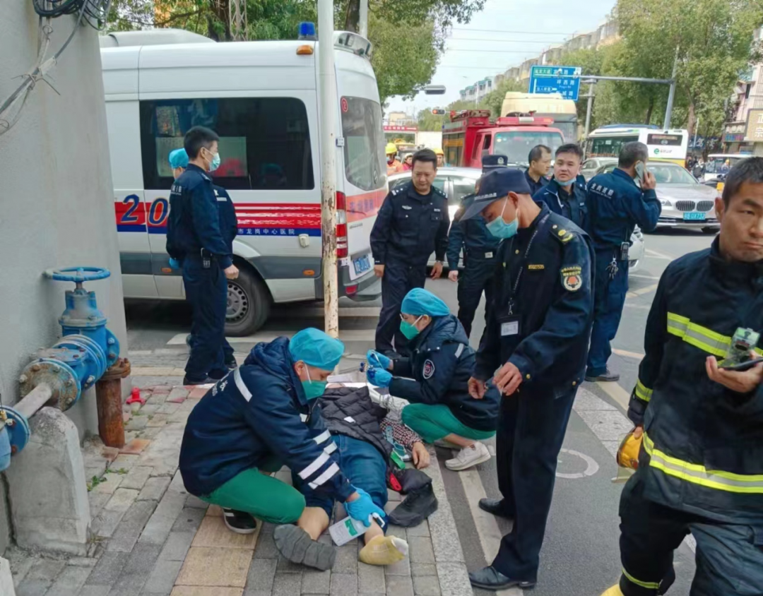 点赞!龙岗退役军人紧急灭火救人(图3) 图片