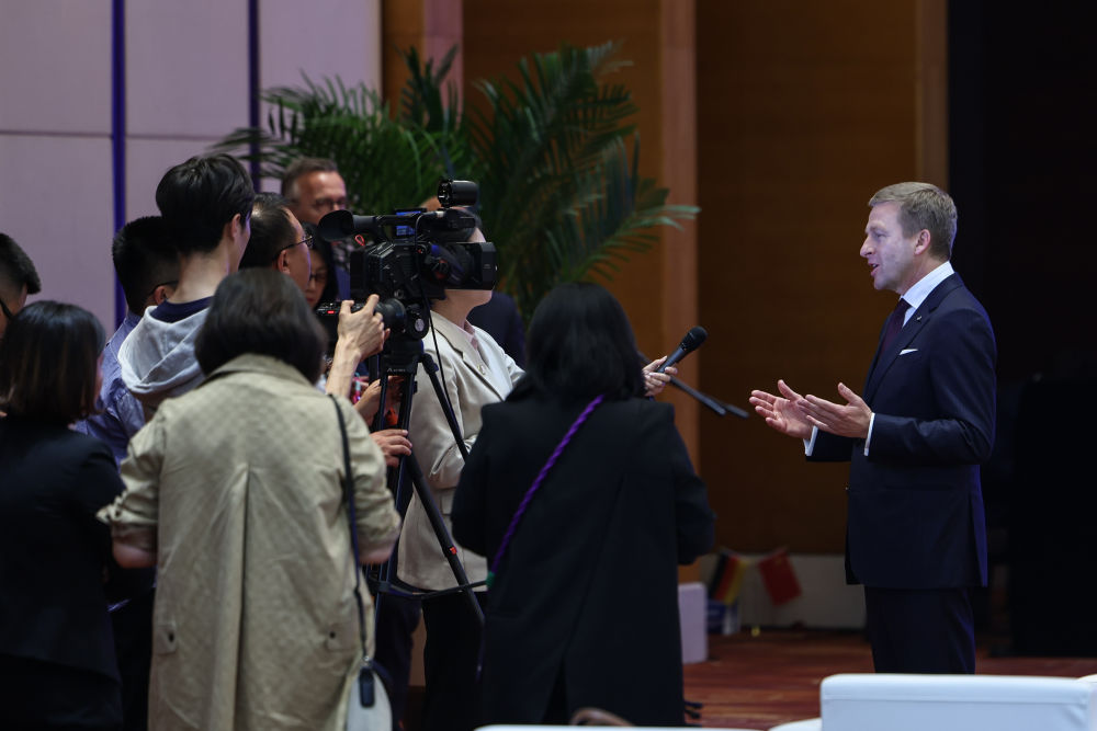 以人类前途为怀 以人民福祉为念——2024年春季中国元首外交纪事(图10)