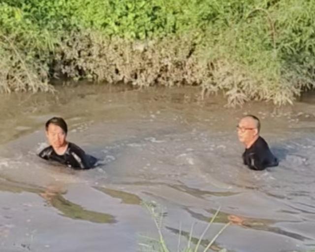 “我只是做了自己应该做的事情!” 宁海退役军人勇救落水青年(图1) “我只是做了自己应该做的事情!” 宁海退役军人勇救落水青年(图1)