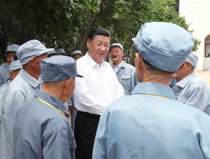 深情致敬英雄 擎举民族精神(图11) 深情致敬英雄 擎举民族精神(图11)